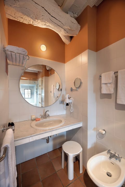 Free toiletries, hair dryer, bidet, towels