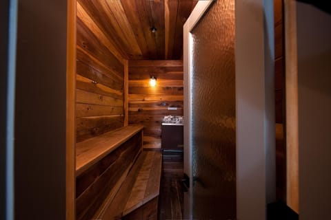 Private Sauna