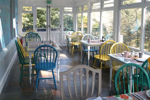 Free daily full breakfast