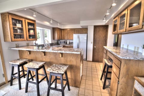 Breakfast or an informal tea ceremony, you chose.