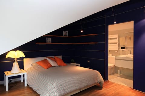 Superior Double Room (Ouest) | 1 bedroom, premium bedding, individually decorated