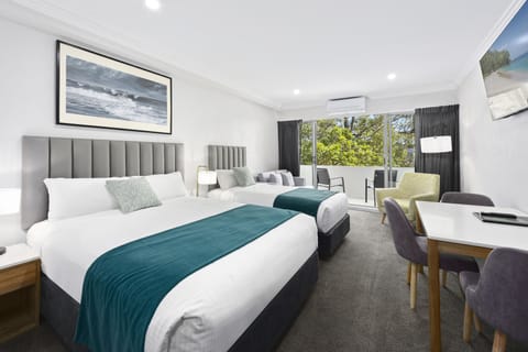 Superior Twin Room | Select Comfort beds, desk, iron/ironing board, free WiFi