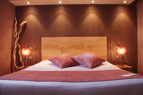 Comfort Double or Twin Room | Premium bedding, minibar, in-room safe, individually decorated