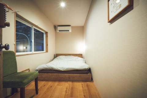 Basic Semi Double Room  | In-room safe, free WiFi, bed sheets