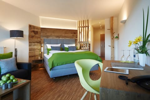 Comfort Double Room (Plus) | Premium bedding, in-room safe, desk, soundproofing