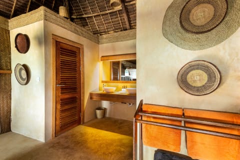 Room, 1 King Bed, Beachfront (48 m2) | Bathroom | Shower, deep soaking tub, designer toiletries, towels