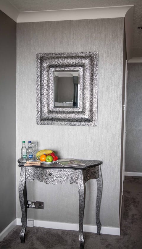 Suite, 2 Bedrooms, Non Smoking, Balcony | Hypo-allergenic bedding, desk, iron/ironing board