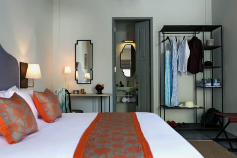 Deluxe Room | In-room safe, desk, laptop workspace, iron/ironing board