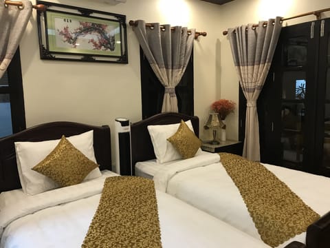 Deluxe Twin Room | In-room safe, blackout drapes, soundproofing, free WiFi