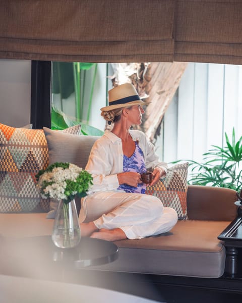 Premium bedding, down comforters, pillowtop beds, minibar