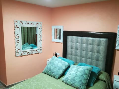 Triple Room | In-room safe, soundproofing, iron/ironing board, free cribs/infant beds