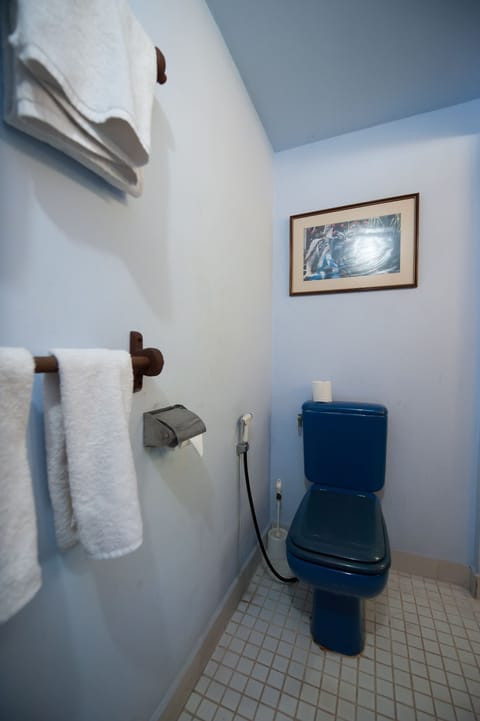 Classic Double Room (Lotus 3) | Bathroom amenities | Shower, free toiletries, hair dryer, bidet