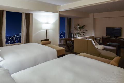 Premium Suite, 2 Double Beds | Hypo-allergenic bedding, down comforters, minibar, in-room safe