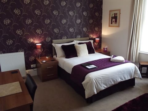 Superior Room, 1 King Bed, Ensuite