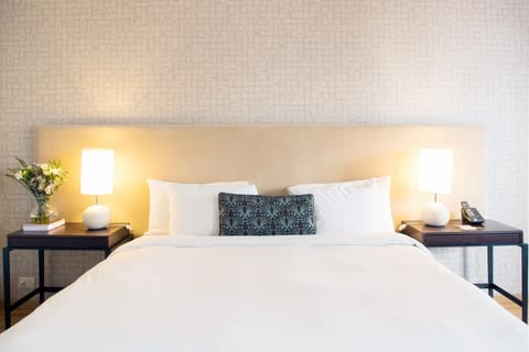 Superior Room | Premium bedding, down comforters, pillowtop beds, minibar