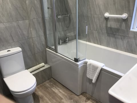 Double Room, Ensuite (B&B) | Bathroom