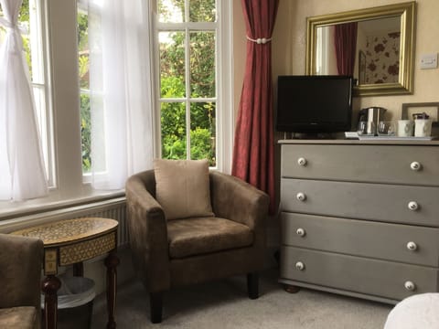 Classic Double or Twin Room | Egyptian cotton sheets, in-room safe, free WiFi, bed sheets