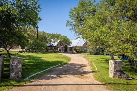 Welcome to Gruene Vista on the Guadalupe