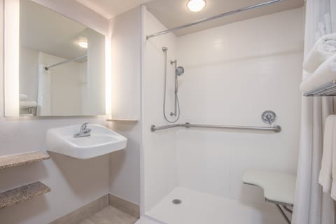 Desk, iron/ironing board, free cribs/infant beds, free WiFi