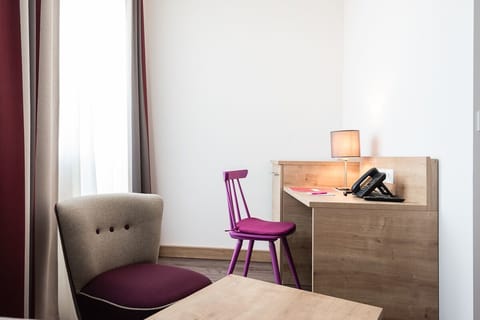 42-inch flat-screen TV with satellite channels, TV