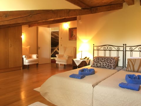 Classic Villa, 6 Bedrooms | Egyptian cotton sheets, premium bedding, pillowtop beds, in-room safe