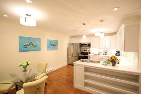 Superior Condo, 2 Bedrooms, City View | Private kitchen | Full-size fridge, microwave, oven, stovetop