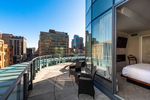 Grand Montreal Terrasse | Premium bedding, down comforters, minibar, in-room safe