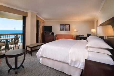 Junior Suite, 1 Bedroom, Balcony | Premium bedding, down comforters, minibar, in-room safe