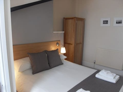 Standard Double Room, Ensuite