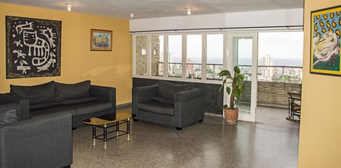 Deluxe Apartment, 3 Bedrooms, Kitchen, Ocean View | Living room | Flat-screen TV