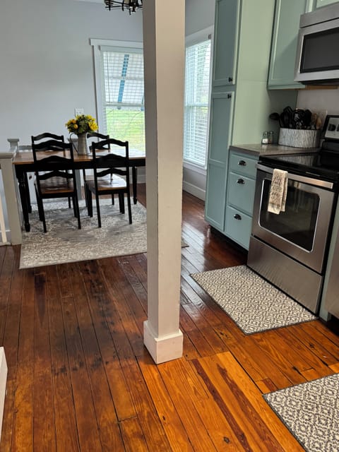 Kitchen Dining Table