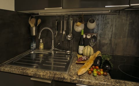 Romantic Suite, 1 Queen Bed with Sofa bed | 1 bedroom, premium bedding, free minibar, in-room safe