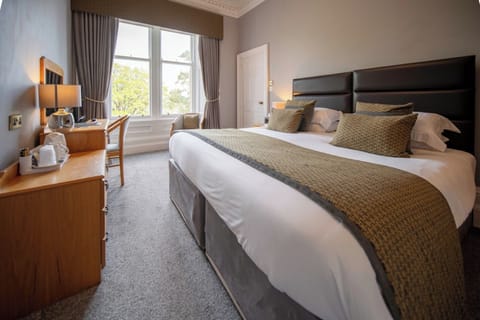 Standard Double Room | Desk, iron/ironing board, free WiFi, bed sheets