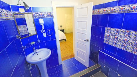 Deluxe Triple Room, 1 Bedroom, Terrace, Garden Area | Bathroom | Shower, hair dryer, towels