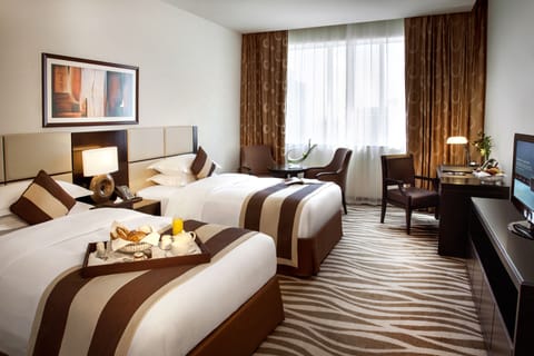 Amber Deluxe - 20% Off Spa | Premium bedding, minibar, in-room safe, desk