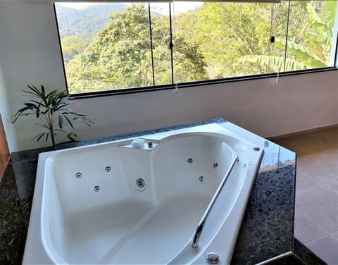 Santa Fe Master 4  | Minibar, desk, blackout drapes, free WiFi