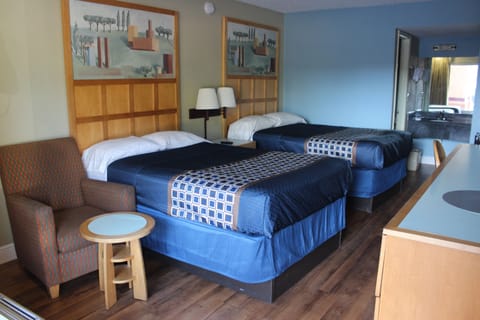 Deluxe Room, 2 Double Beds, Non Smoking | Desk, free WiFi, bed sheets