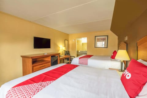 Room, 2 Queen Beds | Desk, free WiFi, bed sheets