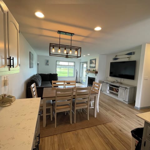 Condo, 1 Queen Bed, Kitchen  (No Pets) | Living area | 40-inch flat-screen TV with cable channels