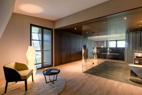 Junior Suite, Balcony, Mountain View | Premium bedding, minibar, in-room safe, desk