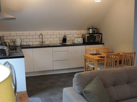 Superior Apartment, Ensuite, Sea View (Self catering  2king beds) | Shared kitchen