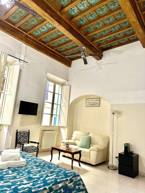 Basic Double or Twin Room, Shared Bathroom | Premium bedding, desk, soundproofing, iron/ironing board