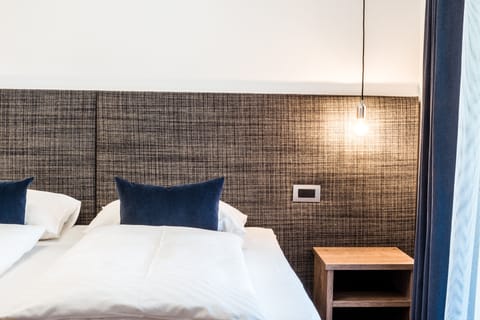 Basic Room | In-room safe, free WiFi, bed sheets