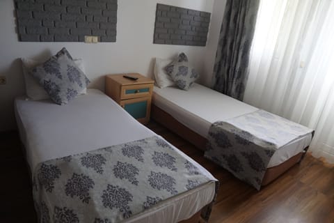 Family Duplex Room | Individually decorated, free cribs/infant beds, free WiFi, bed sheets