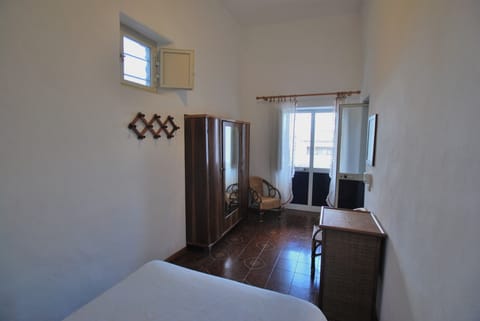 Apartment, 1 Bedroom | 1 bedroom, free WiFi, bed sheets