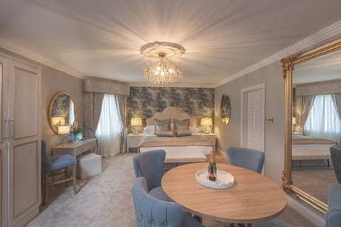 In-room safe, desk, iron/ironing board, free WiFi