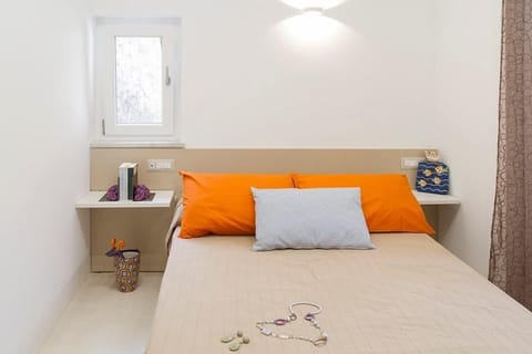 Double Room (Ravello) | Premium bedding, desk, iron/ironing board, free WiFi