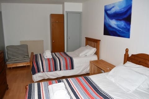 Apartment - Split Level | Desk, iron/ironing board, free WiFi, bed sheets