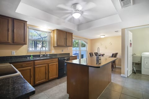 Executive Villa, 4 Bedrooms | Private kitchen | Fridge, microwave, oven, stovetop