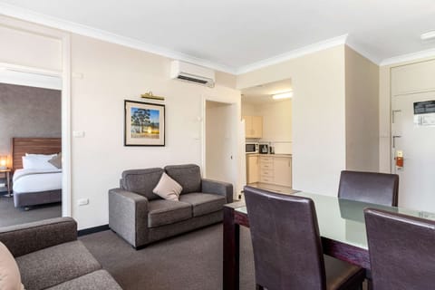 One Bedroom Apartment | Iron/ironing board, free WiFi, bed sheets, alarm clocks